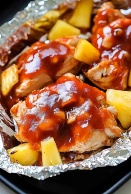 Hawaiian BBQ Chicken and Pineapple Foil Packets: A Taste of the Tropics!