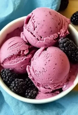 Fresh Blackberry Ice Cream (No Churn)